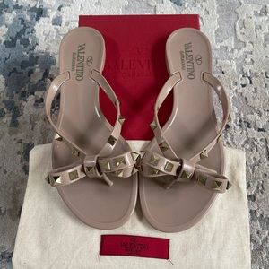 Valentino Rockstud Bow Flip Flop